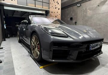 Porsche Panamera 18.325 km 145.900 &euro; Mörfelden Walldorf 64546