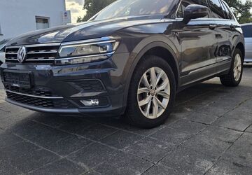VW Tiguan 181.139 km 19.000 &euro; Rüsselsheim am Main 65428