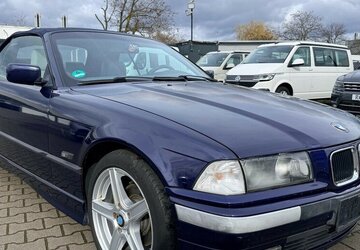BMW 328i Cabrio Automatik Exclusiv Edition 273.000 km 7.590 &euro; Frankfurt 60386