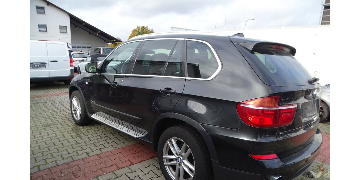 BMW X5 xDrive40d Panoramadach, Leder, Rückfahrkamera, 218.446 km 11.790 &euro; Rodgau 63110