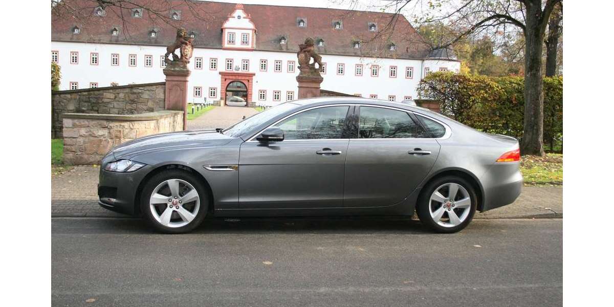 Jaguar XF 64.000 km 21.900 &euro; Obertshausen 63179