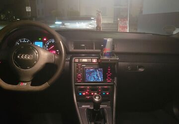 Audi A4 242.000 km 3.450 &euro; Karben 61184