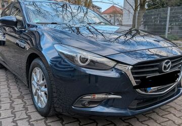 Mazda 3 122.379 km 11.950 &euro; Frankfurt 60320