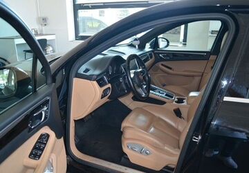 Porsche Macan 121.000 km 33.900 &euro; Hofheim 65719