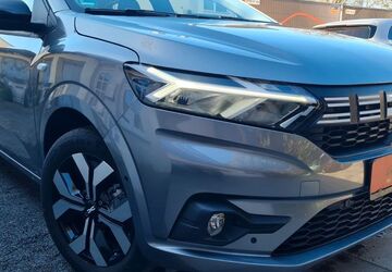 Dacia Sandero 5.400 km 16.599 &euro; Erlensee 63526