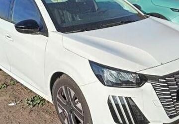 Peugeot 208 10.370 km 19.480 &euro; Rüsselsheim 65428