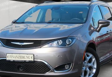 Chrysler Pacifica 83.000 km 21.899 &euro; Frankfurt am Main 60386