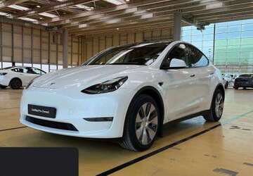 Tesla Model Y 73.820 km 36.300 &euro; Hanau 63457