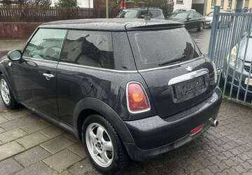 Mini One 198.956 km 2.699 &euro; Mühlheim am Main 63165