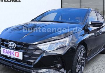 Hyundai i20 18.484 km 15.490 &euro; Flörsheim am Main 65439