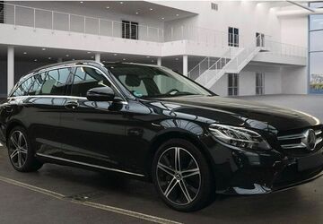 Mercedes-Benz C 300 120.612 km 20.900 &euro; Frankfurt 60386