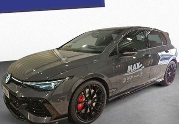 VW Golf 11.500 km 46.789 &euro; Offenbach am Main 63071