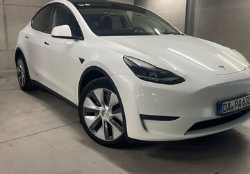 Tesla Model Y 90.000 km 30.600 &euro; Darmstadt 64295