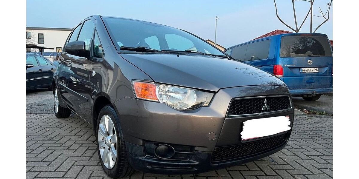 Mitsubishi Colt 218.000 km 2.490 &euro; Rüsselsheim 65428