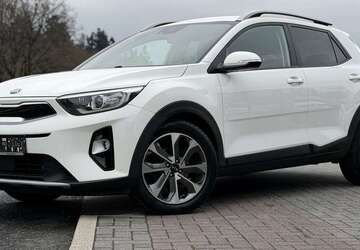 Kia Stonic 98.000 km 13.300 &euro; Bad Homburg 61350