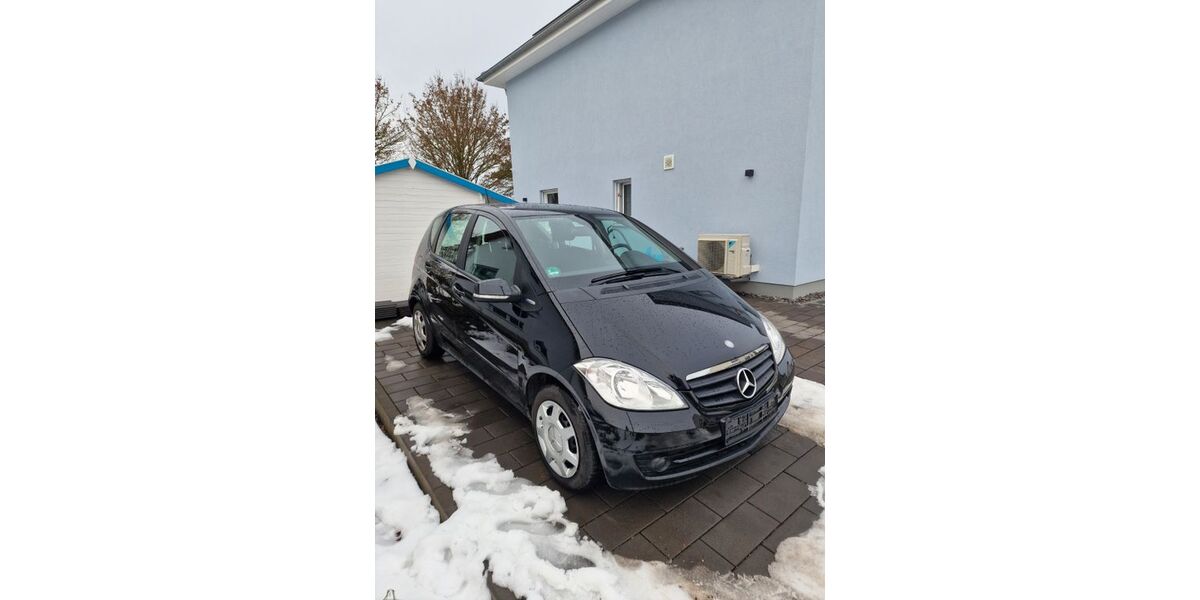 Mercedes-Benz A 160 144.881 km 3.850 &euro; Altenstadt 63674