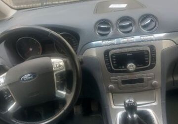 Ford Galaxy 350.000 km 3.300 &euro; frankfurt 65933