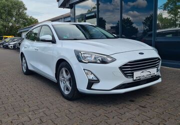 Ford Focus 116.400 km 9.290 &euro; Offenbach am Main 63069