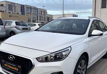 Hyundai i30 80.000 km 11.850 &euro; Kelkheim 65779