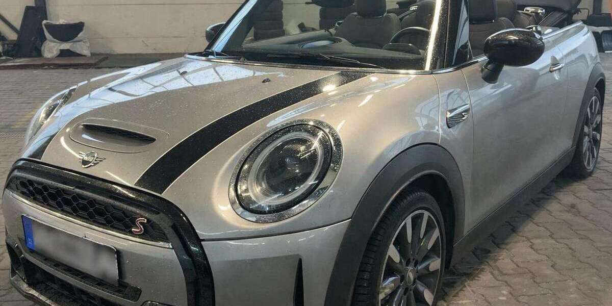 Mini John Cooper Works Cabrio 26.233 km 25.000 &euro; Frankfurt am Main 60326
