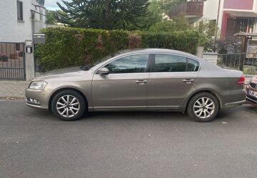 VW Passat 132.000 km 9.000 &euro; Dietzenbach 63128