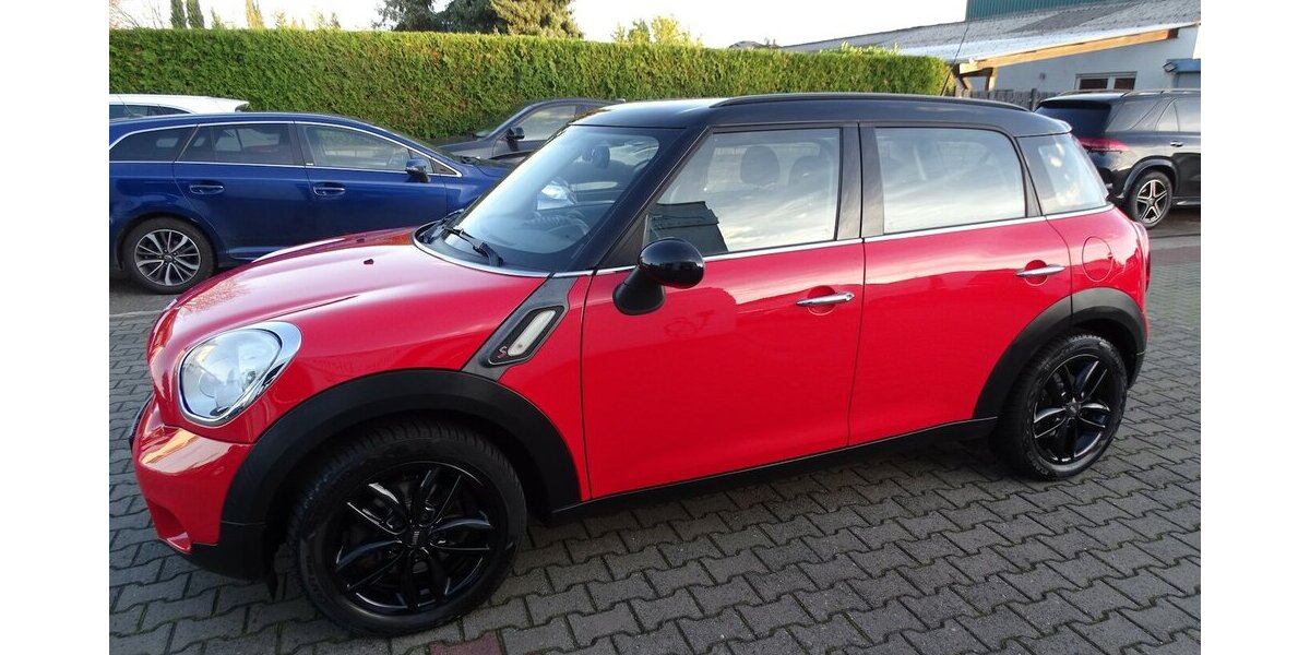 Mini Cooper SD Countryman All4 Cooper SD All4 Automatik 154.582 km 8.290 &euro; Rodgau 63110