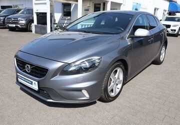 Volvo V40 145.000 km 10.980 &euro; Darmstadt 64291