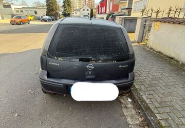 Opel Corsa 111.122 km 2.300 &euro; Obertshausen 63179