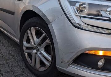 Renault Megane 120.500 km 7.050 &euro; Hanau 63456