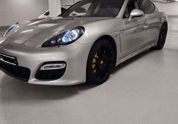 Porsche Panamera 209.000 km 32.500 &euro; Offenbach am Main 63071
