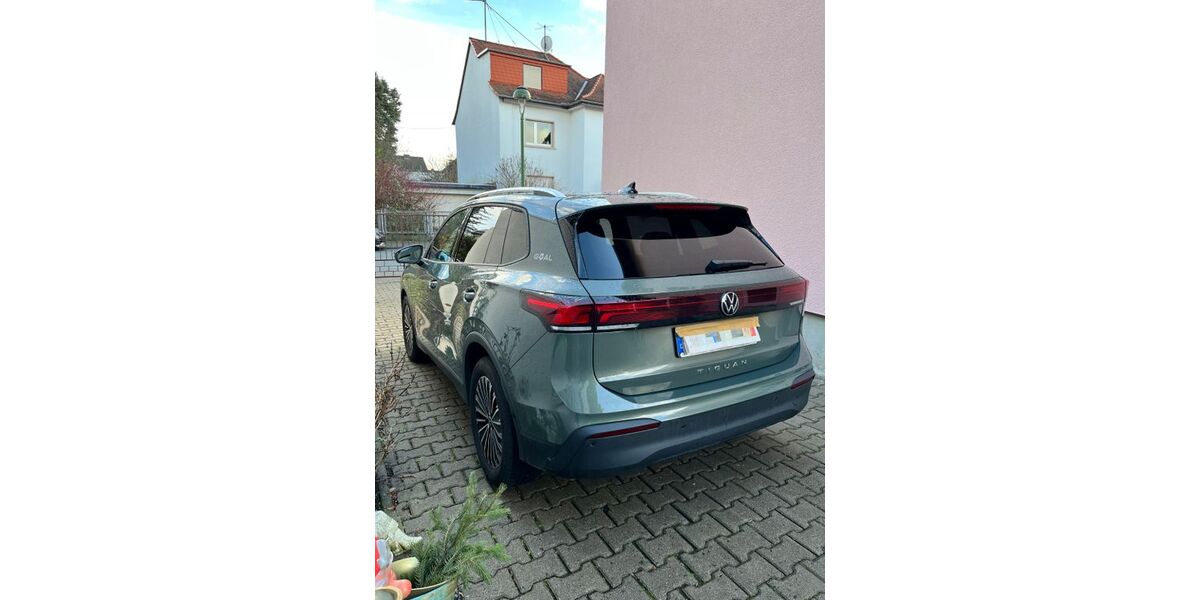 VW Tiguan 15.500 km 37.500 &euro; Frankfurt 60529