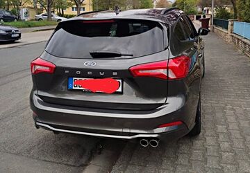 Ford Focus 22.500 km 22.100 &euro; Rüsselsheim 65428