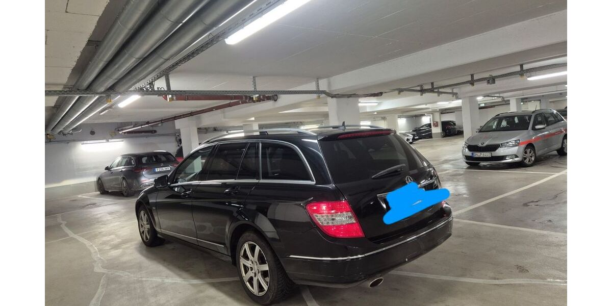 Mercedes-Benz C 250 249.000 km 7.490 &euro; Frankfurt 60438