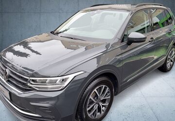 VW Tiguan 41.377 km 25.880 &euro; Frankfurt am Main 60528