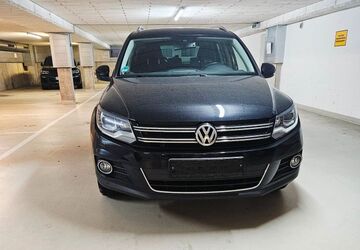 VW Tiguan 211.035 km 8.500 &euro; Frankfurt am Main 60438