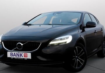 Volvo V40 242.070 km 9.399 &euro; Frankfurt am Main 60386