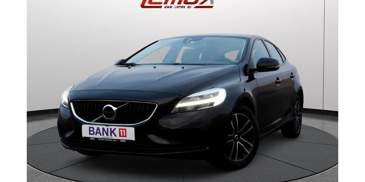 Volvo V40 242.070 km 9.399 &euro; Frankfurt am Main 60386