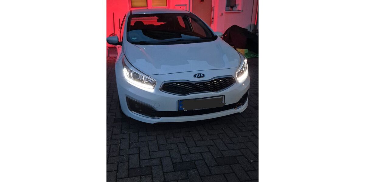 Kia ceed / Ceed 132.000 km 9.500 &euro; Weiterstadt 64331