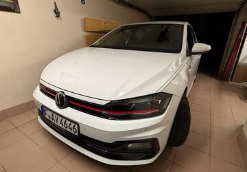VW Polo 101.180 km 15.900 &euro; Frankfurt Main 60433
