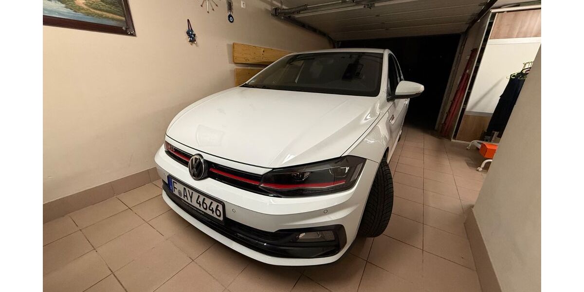 VW Polo 101.180 km 15.900 &euro; Frankfurt Main 60433