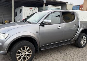Mitsubishi L200 132.000 km 14.990 &euro; Frankfurt am Main 65933