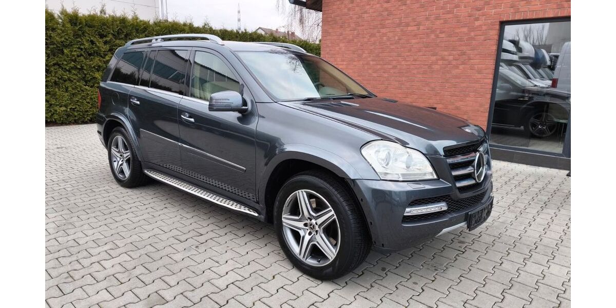 Mercedes-Benz GL 450 379.000 km 8.900 &euro; Darmstadt 64291
