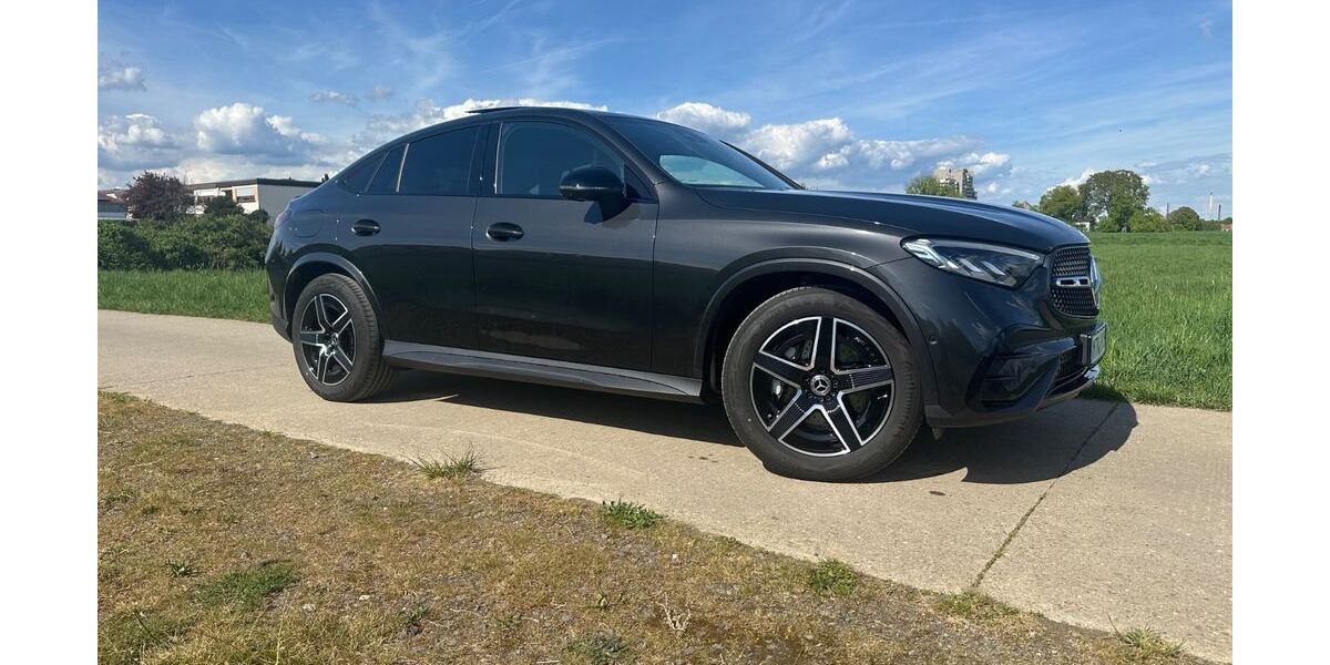 Mercedes-Benz GLC 220 9.800 km 59.999 &euro; Hattersheim 65795