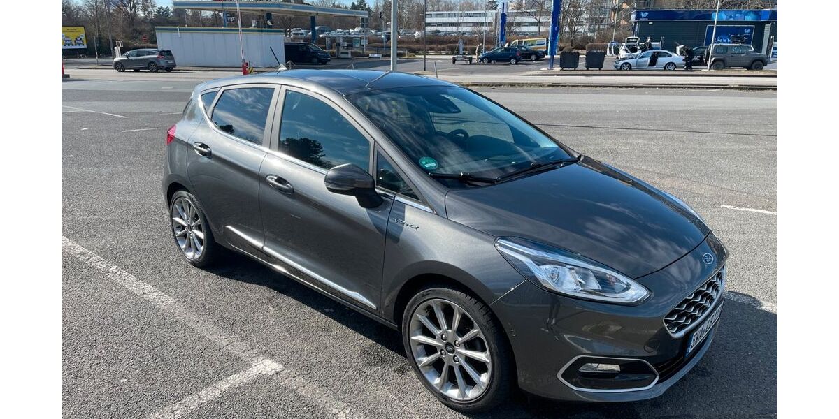 Ford Fiesta 90.000 km 10.600 &euro; Frankfurt 60489