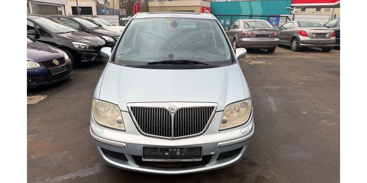 Lancia Phedra 173.000 km 3.990 &euro; Hanau 63450