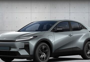 Toyota C-HR 2.500 km 41.760 &euro; Mainaschaff 63814