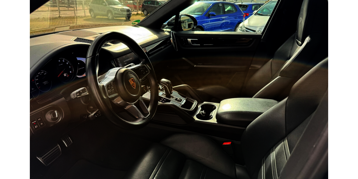 Porsche Cayenne Coupe S/Scheckh./Top 153.010 km 54.900 &euro; Frankfurt 60386