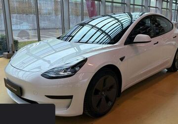 Tesla Model 3 70.373 km 25.500 &euro; Hanau 63457