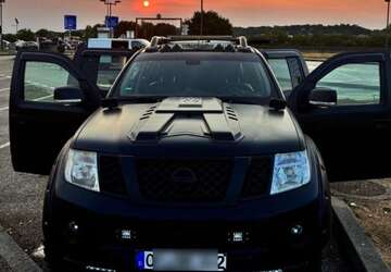 Nissan Navara 220.000 km 19.000 &euro; dietzenbach 63128