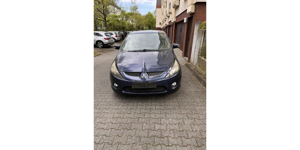Mitsubishi Grandis 297.917 km 2.200 &euro; Frankfurt/Main 60320